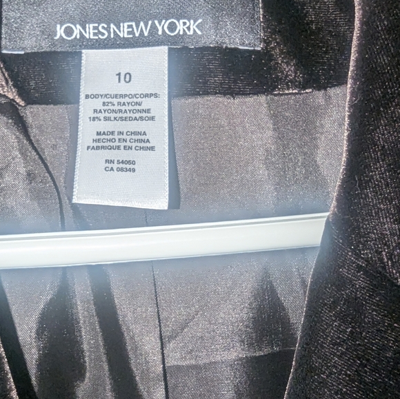 NWOT - Jones New York Brown Velveteen Blazer - Size 10 - Picture 3 of 5